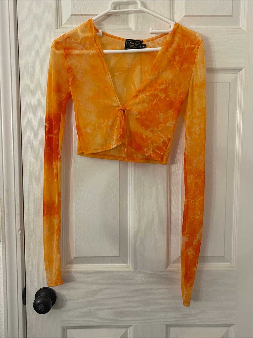 Women's Tie-Front Long Sleeve Crop Top - Orange Tie-Dye